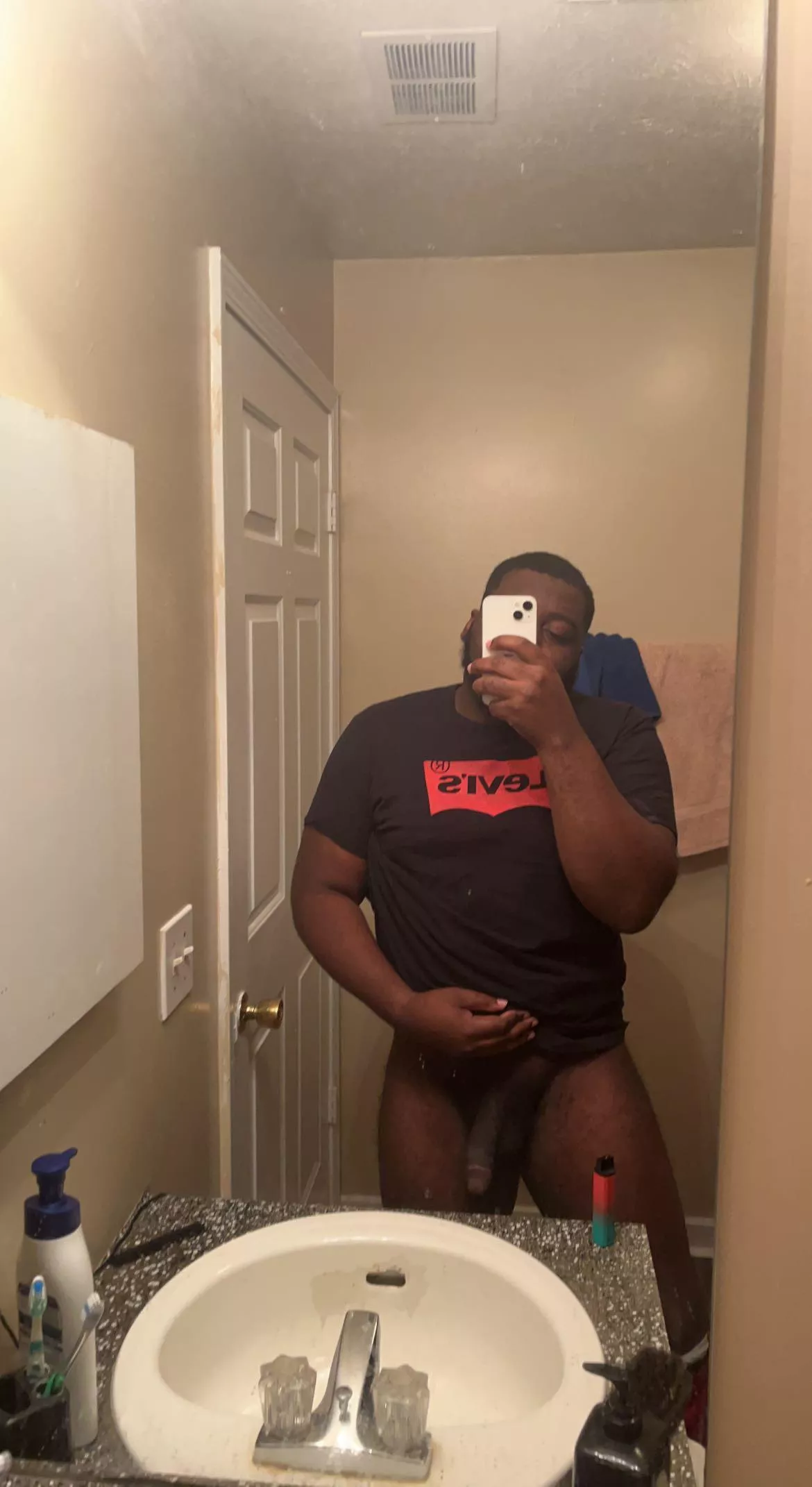 26 sit on it while I play the game hmu