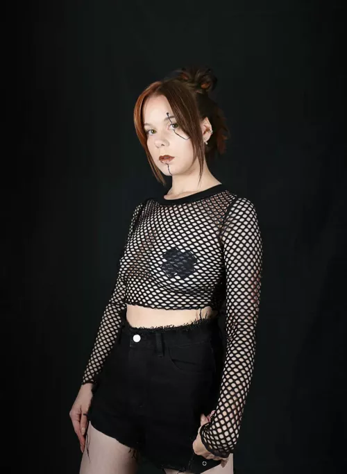 5'1 and just looking to cause some havoc, don't mind me...