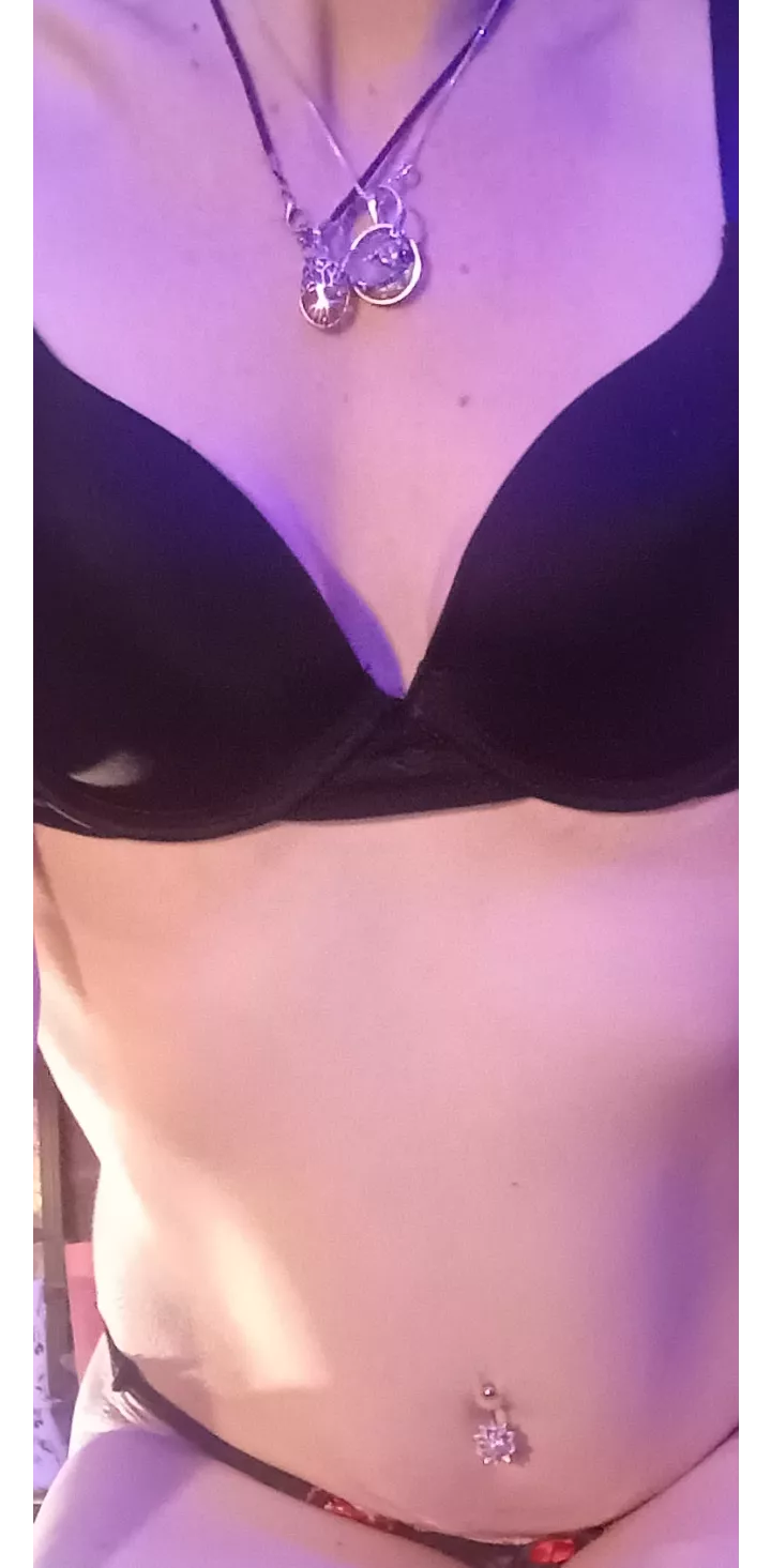 be a good daddy and buy me some new ones!