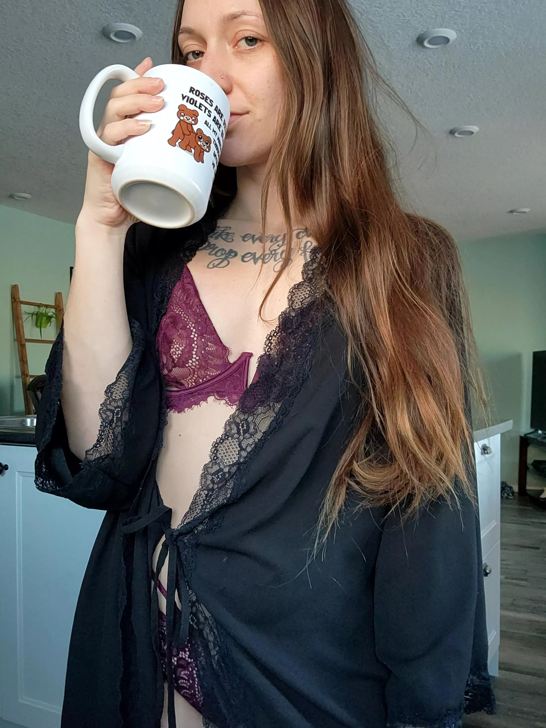 bed head and sleepy eyes, bring me all the coffee