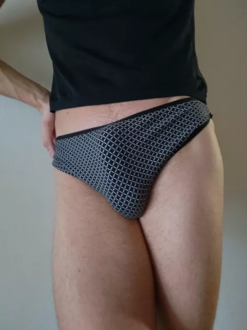 Big sis wasn't at home...