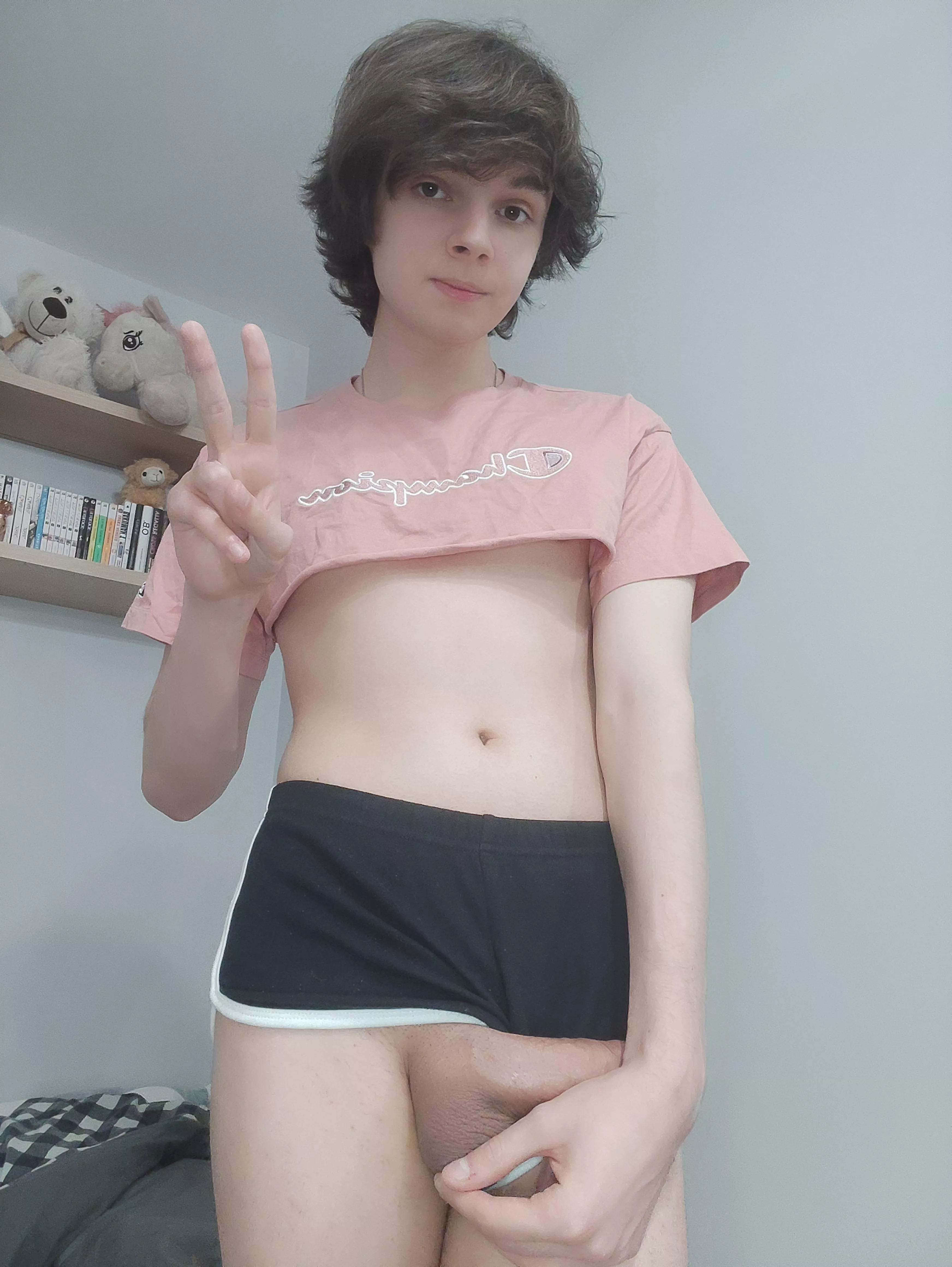 can i be your femboy? 💕
