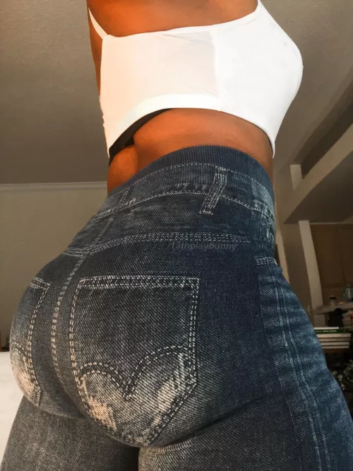 Grab on these please🫦 [T]