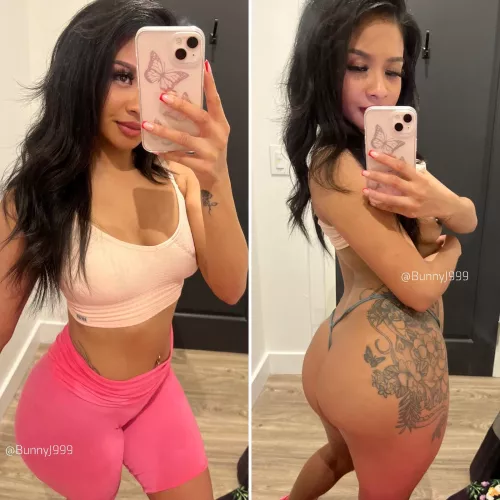 Horny and sweaty after yoga class 🥵 do you prefer me with clothes on or off?