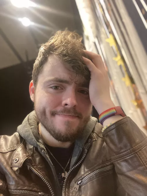 I’m desperate need of a haircut 💇♂️