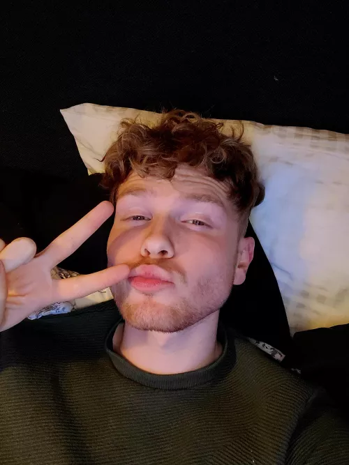 Morning kisses (cringe worthy pic)