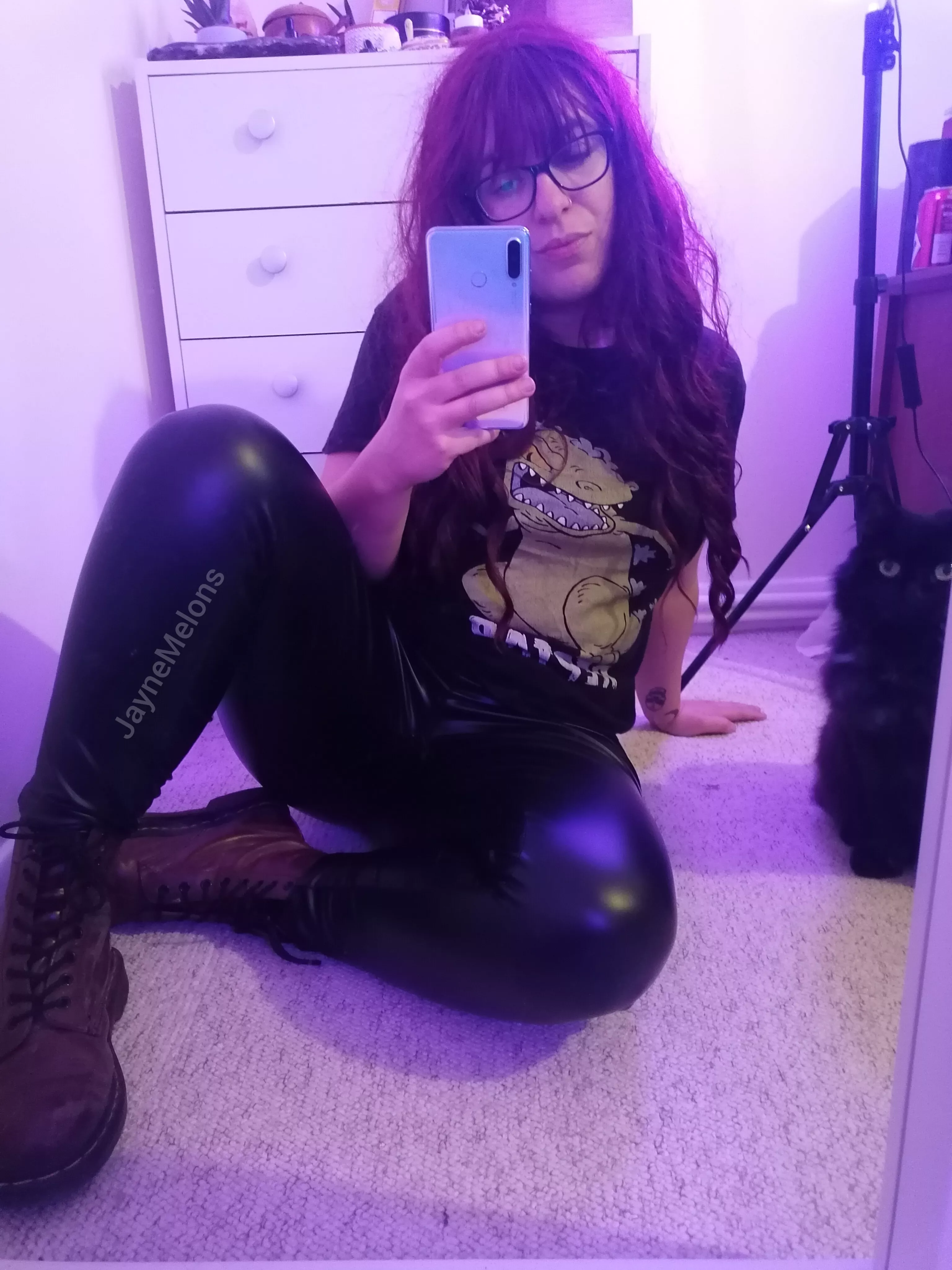 My cat can see into your soul. I can just about see