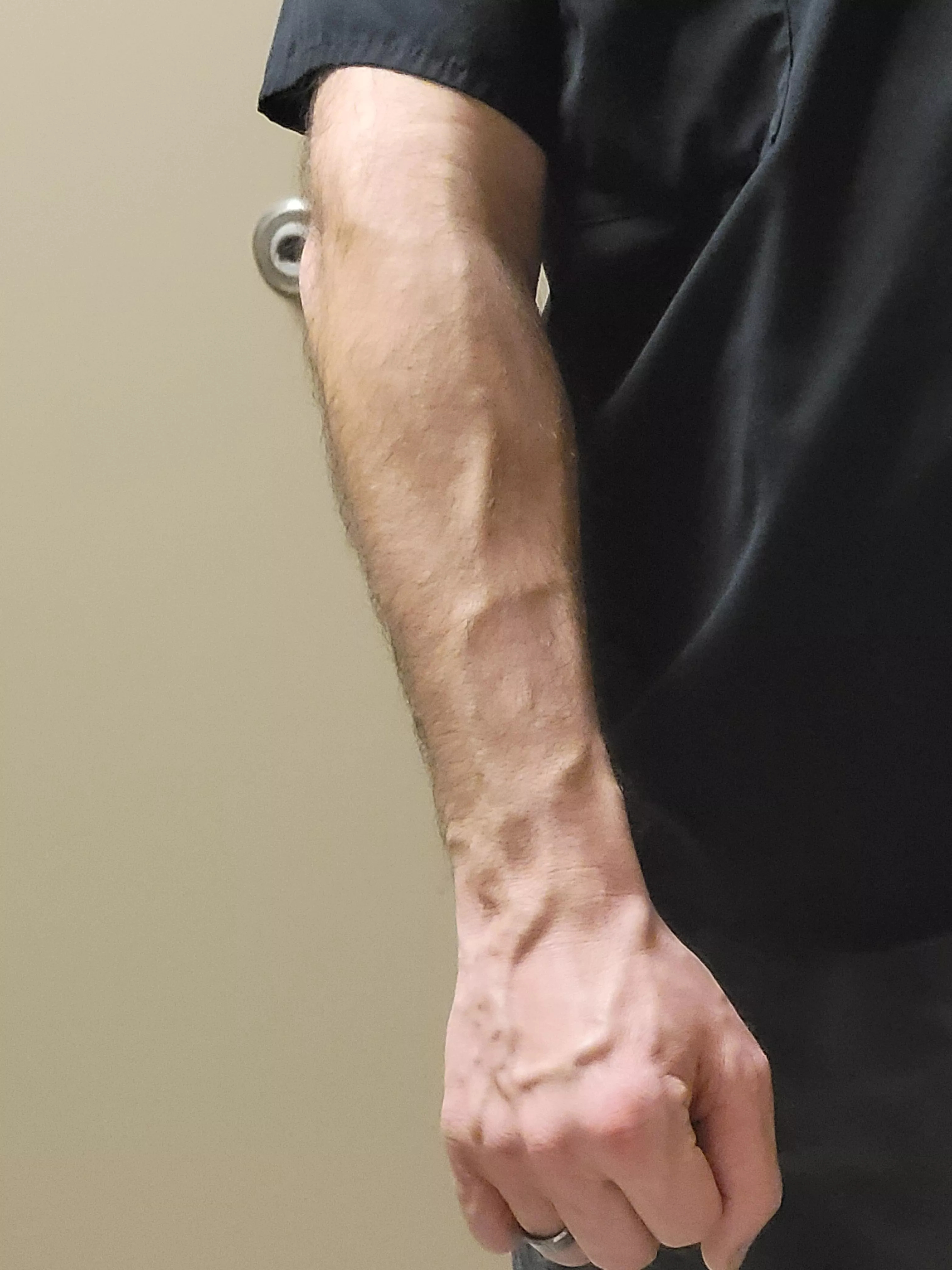 no big muscles here but veins are poppin today