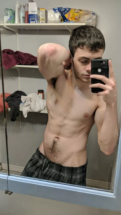 Pull my pants down pls