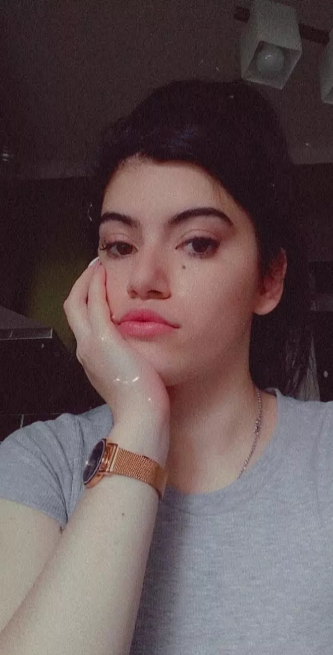 [selling] My beauty and voice will entice you into a mindless life and you will thank Me for it. Kik: angelgoddess263