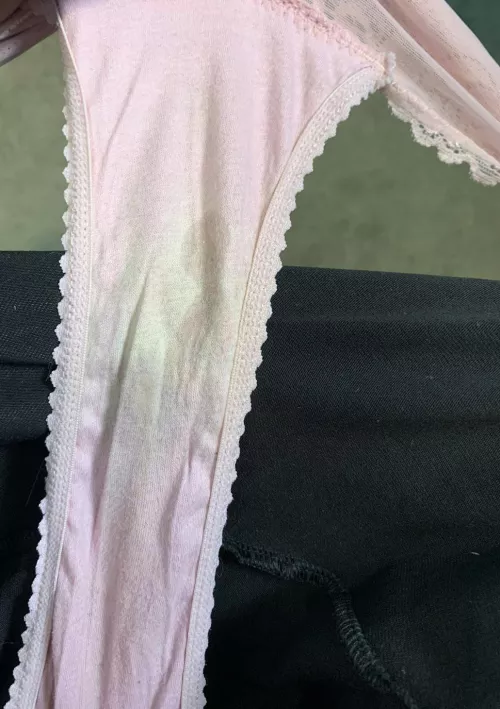 Small wet spot won’t to smell