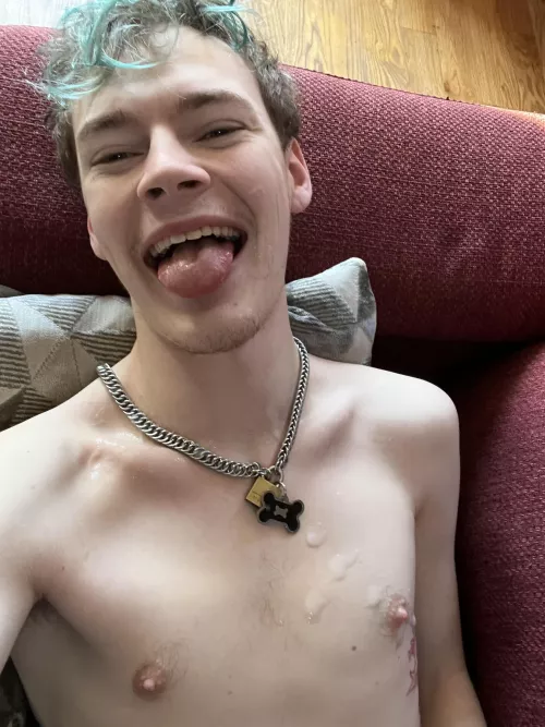 The best mornings always start with some cum😈