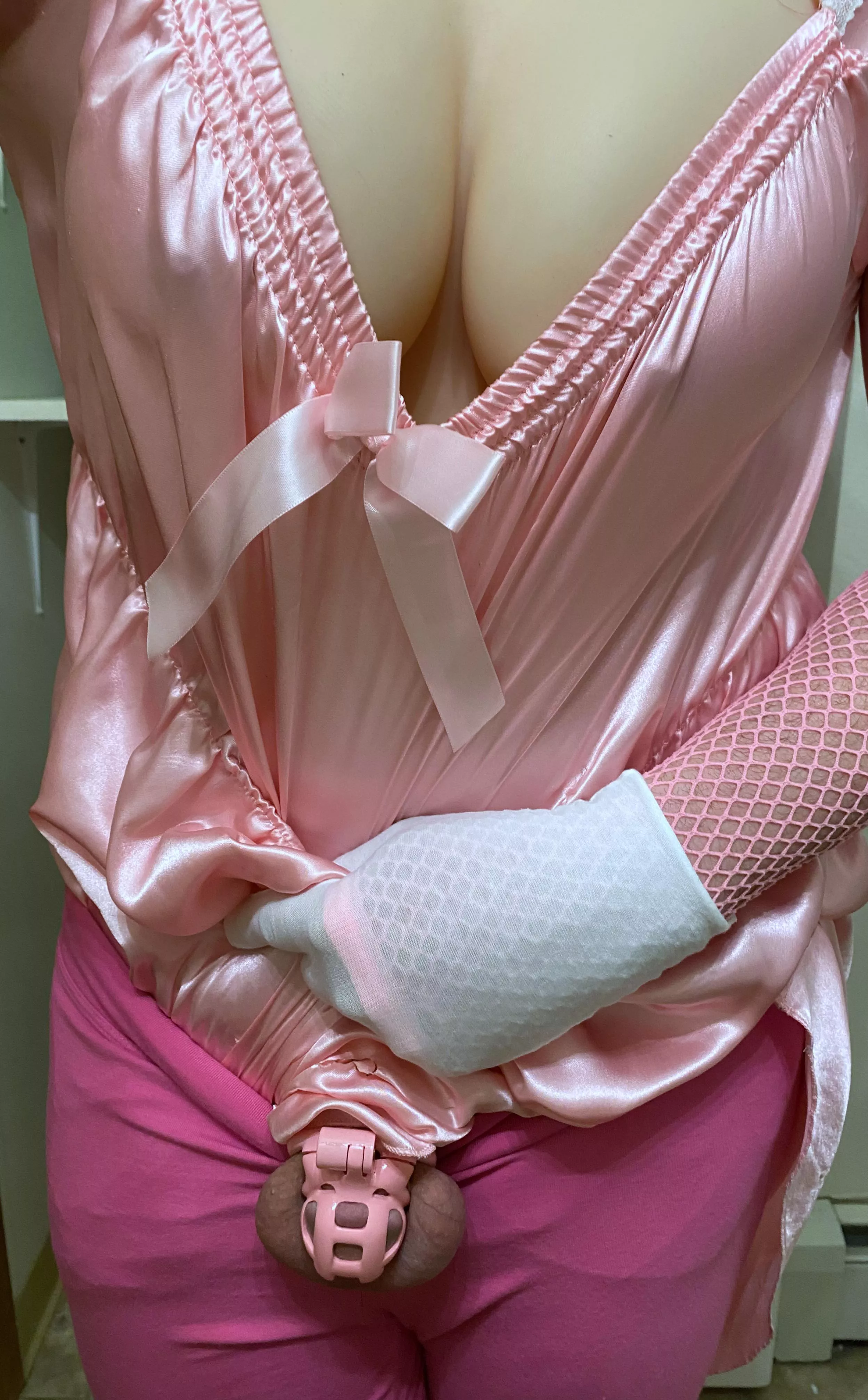 This is a chastity page! Eyes down there! This is a chastity page! Eyes down there!