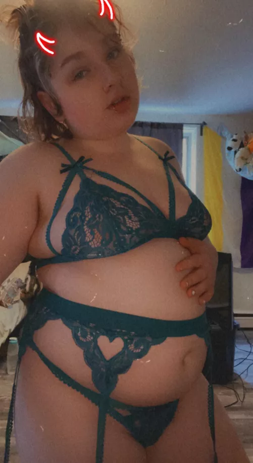 This set really shows of all my fat💕💕