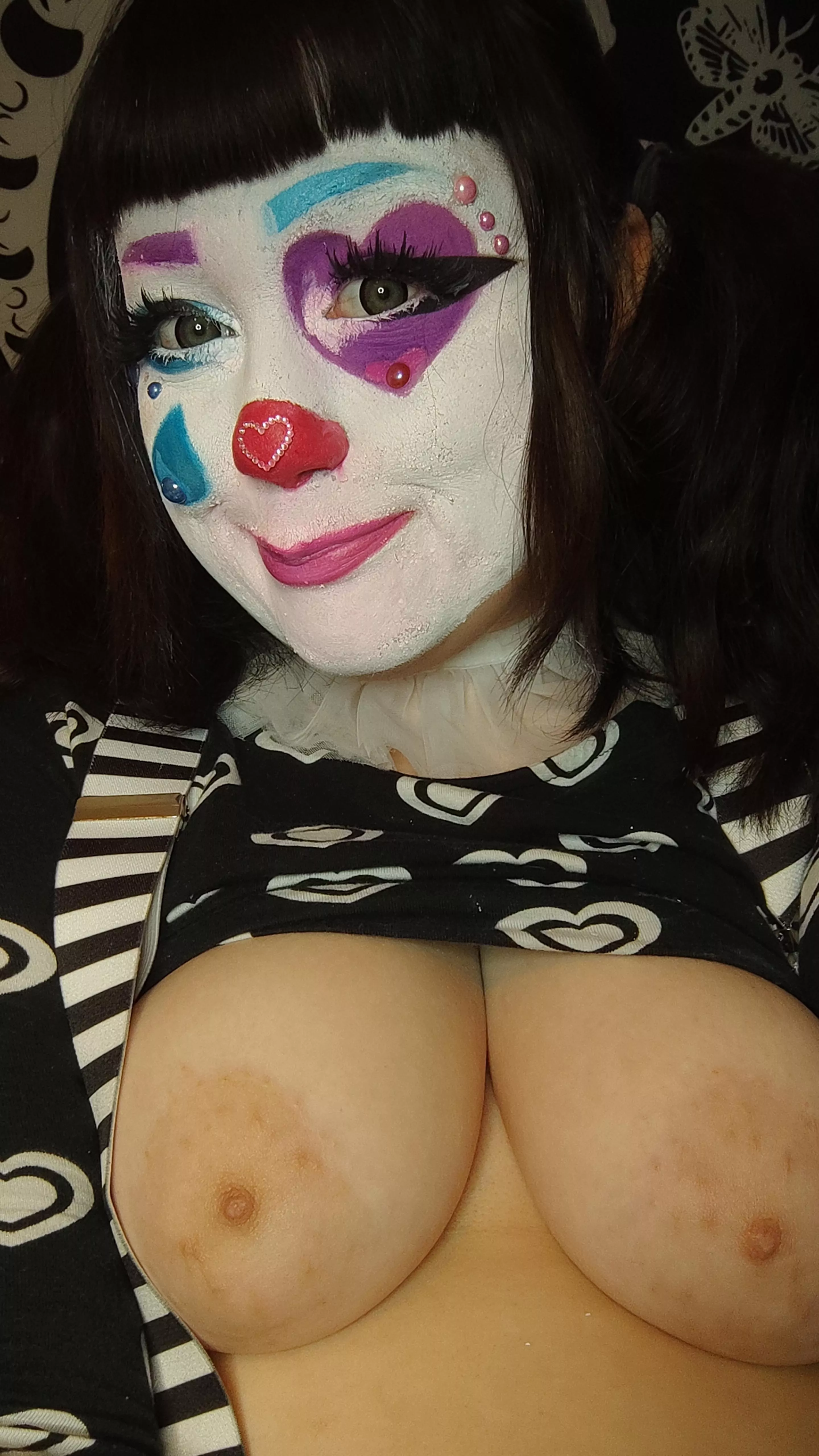 Wanna get silly?👁️🔴👁️