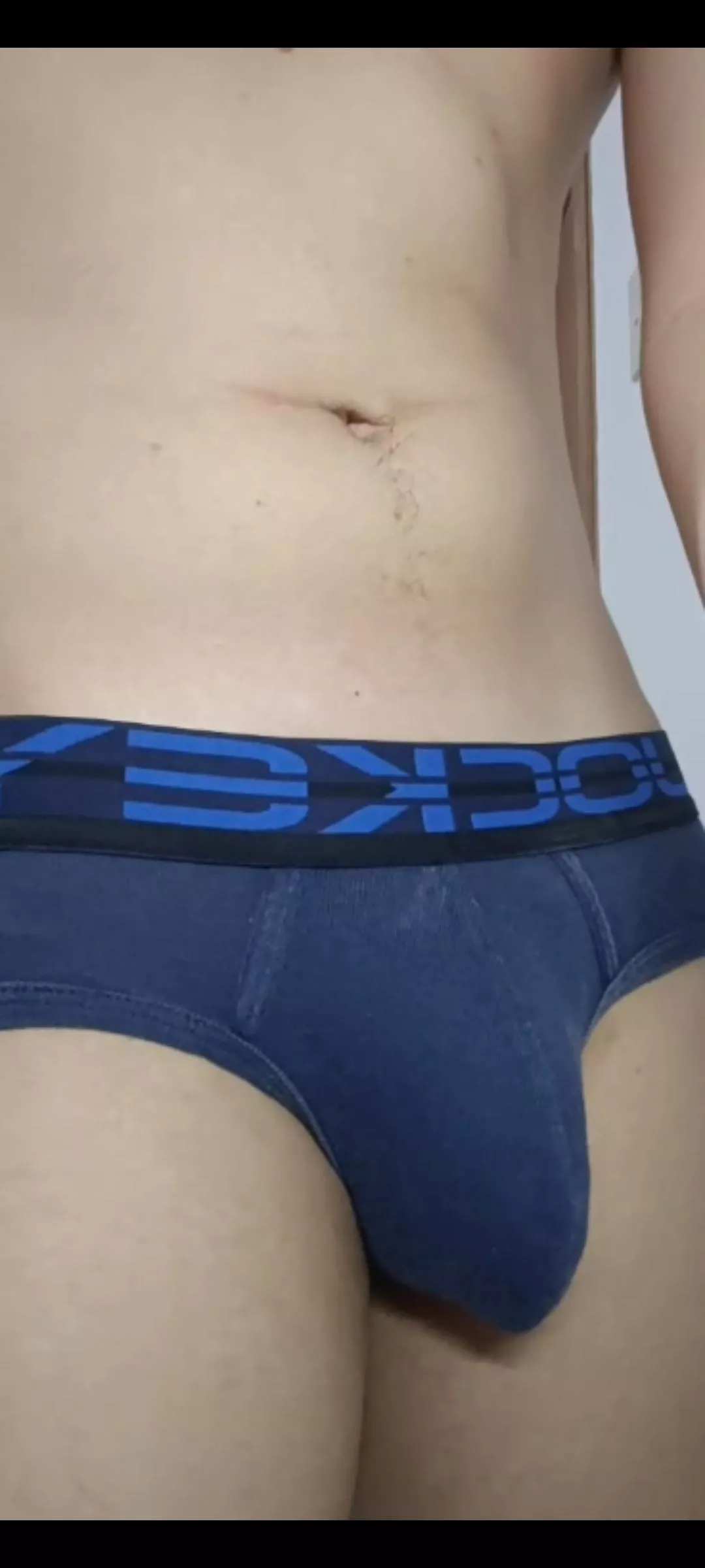 what do u think of my small bulge?