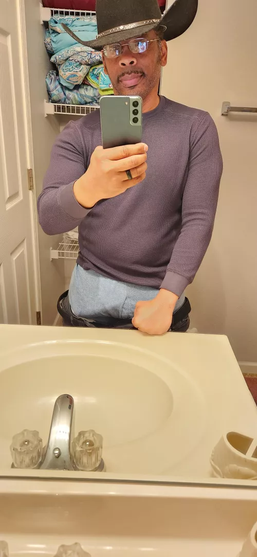 Who doesn't like a good hard Cowboy?