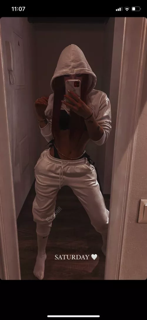 Woke up feeling extra slutty this morning, interesting.