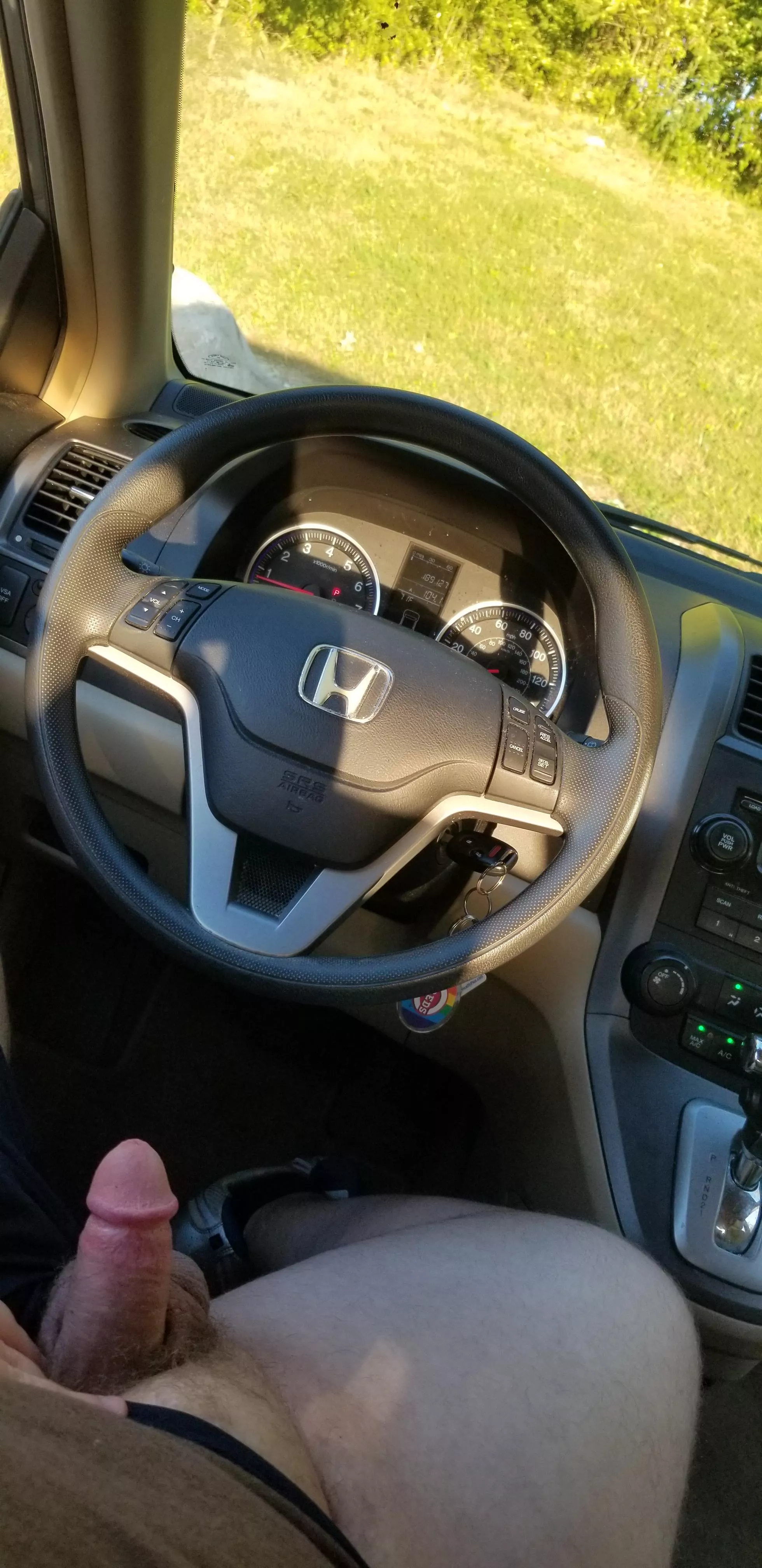 wonder if the car next to me will notice?