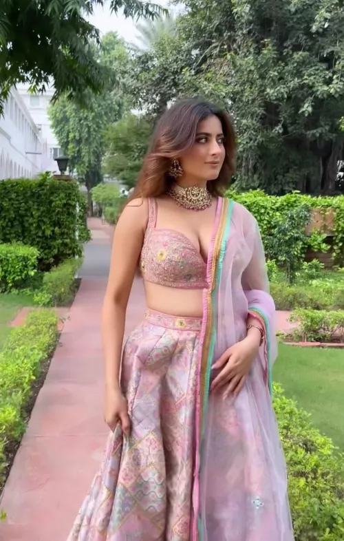 your busty gf arrived