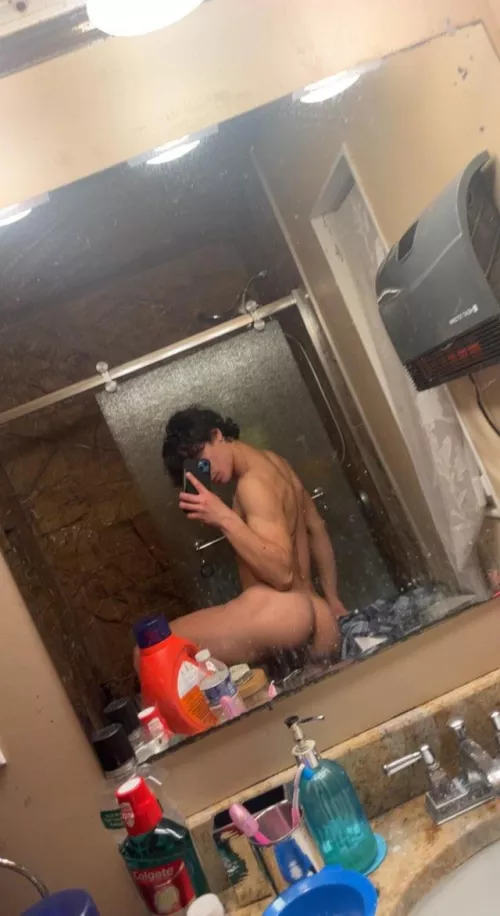 18 like if u would fuck me
