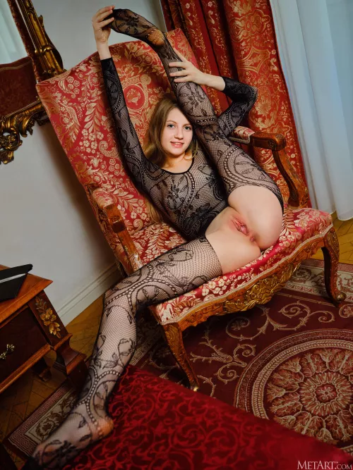 Aveira in So Provocative