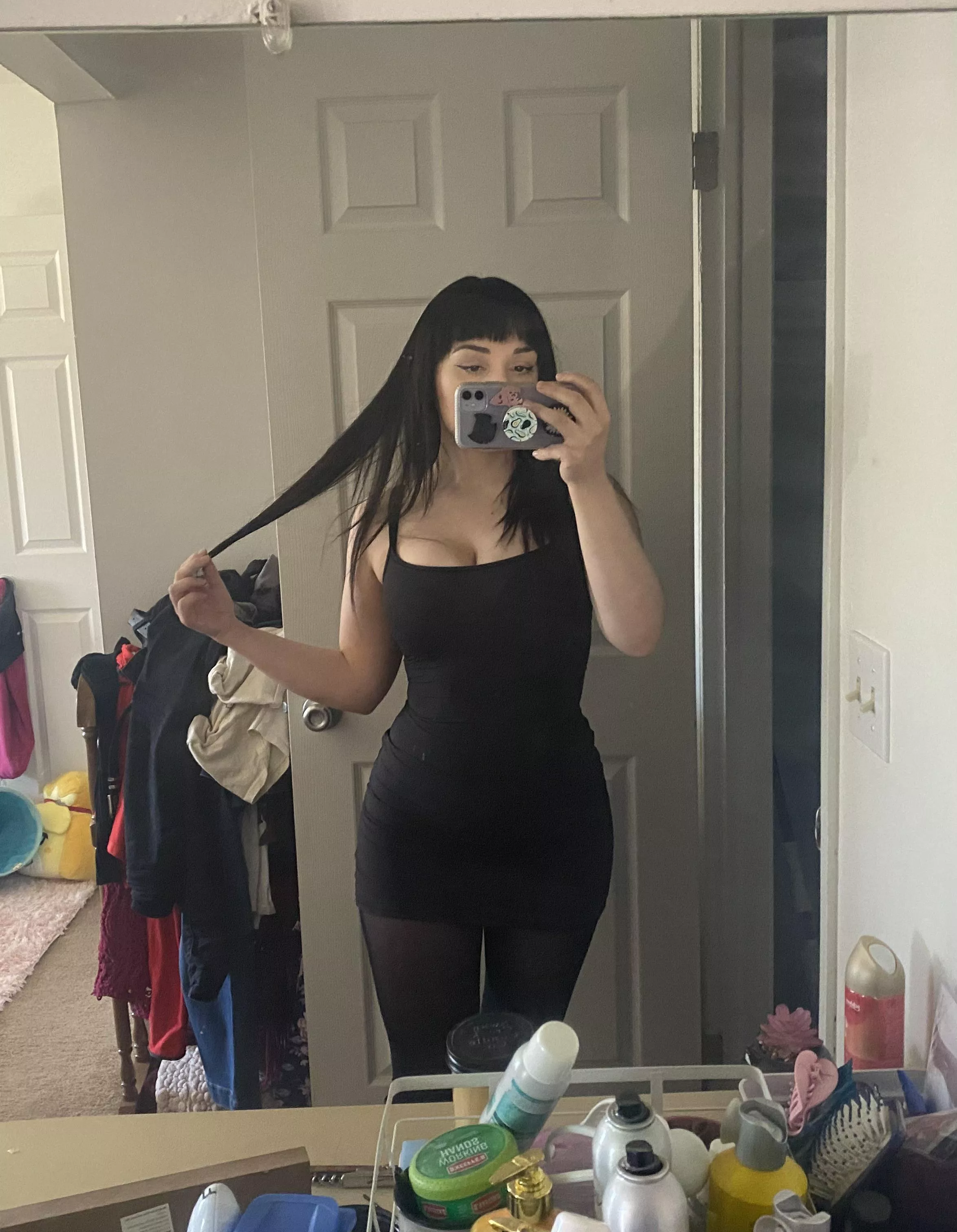 (F) little black dress