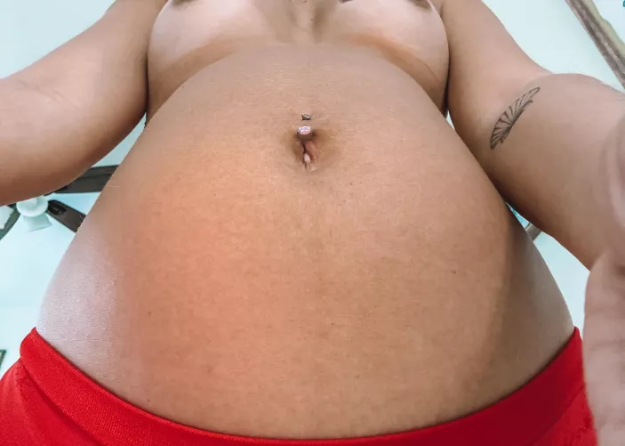 Finally getting a baby bump 💛