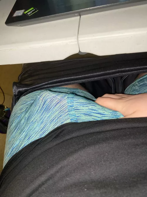 I could use help with this gamer cock