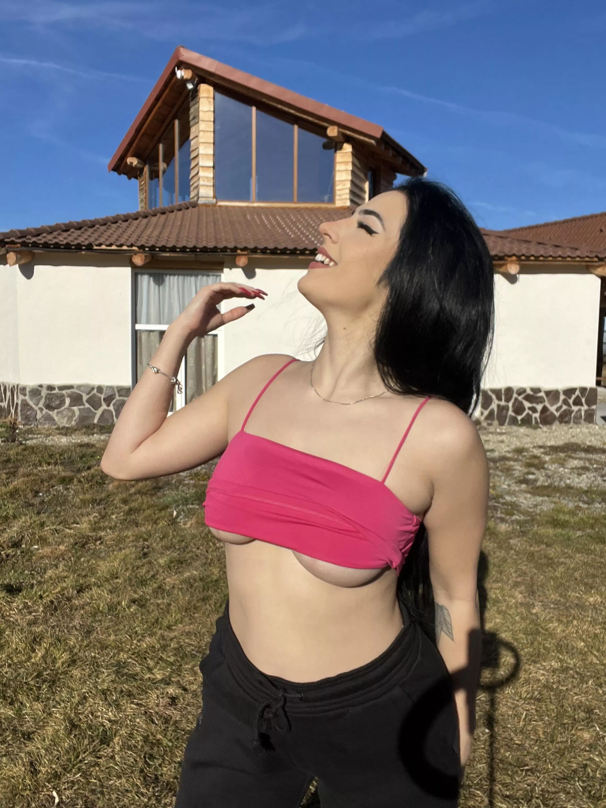 I feel horny, can you make me cum?💦😈