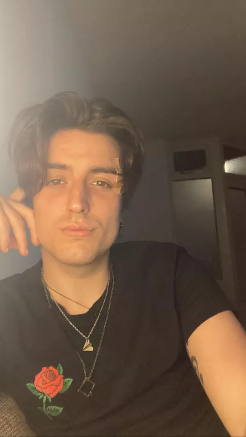 I shaved my beard and changed how I do my hair, do you like it?