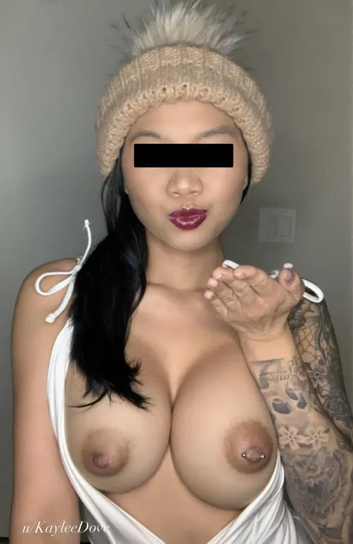 I welcome all loads 💦 Here’s an open invitation to cum all over my Asian tits 😘