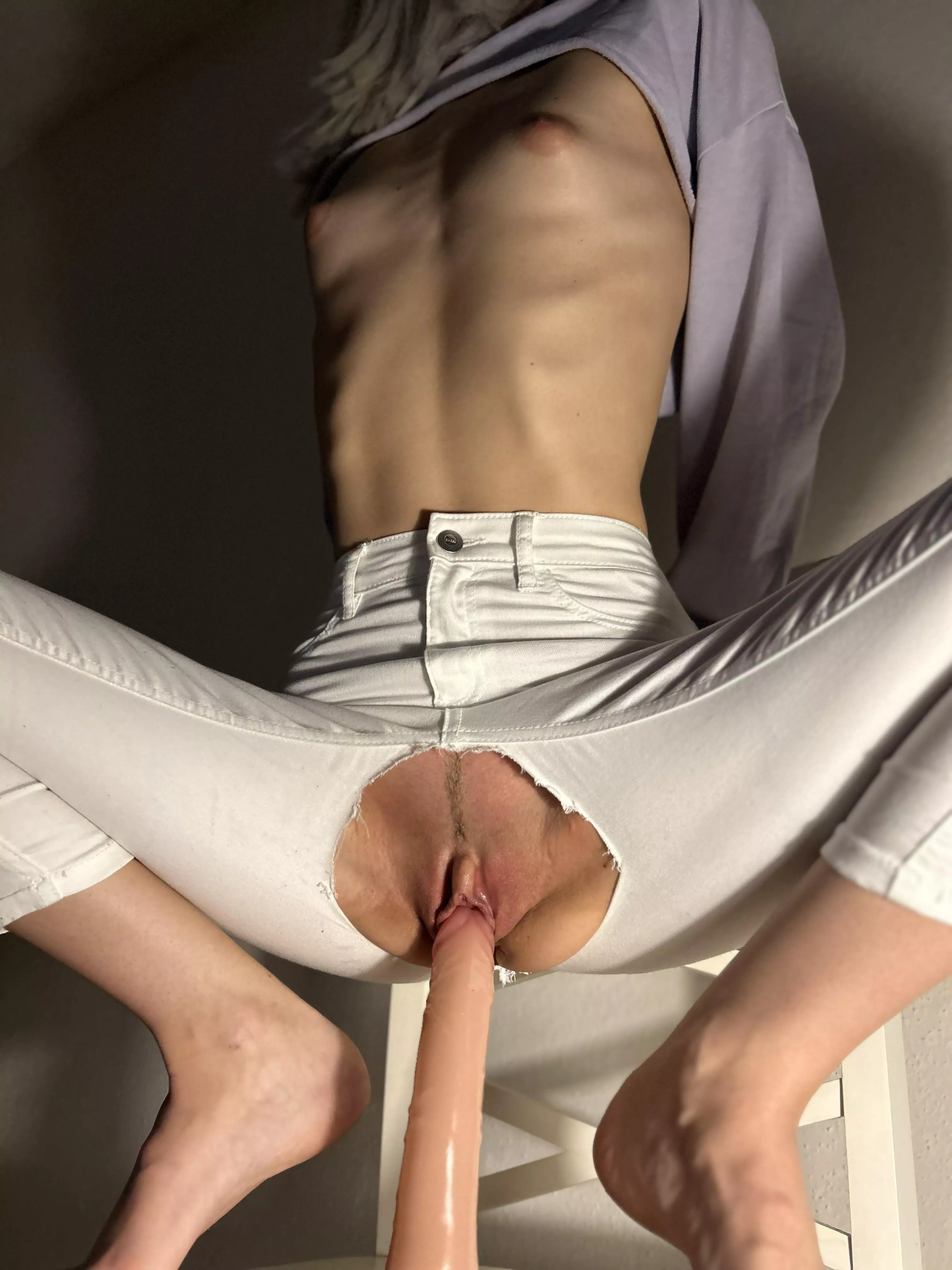 I’m tiny but I can play with big toys