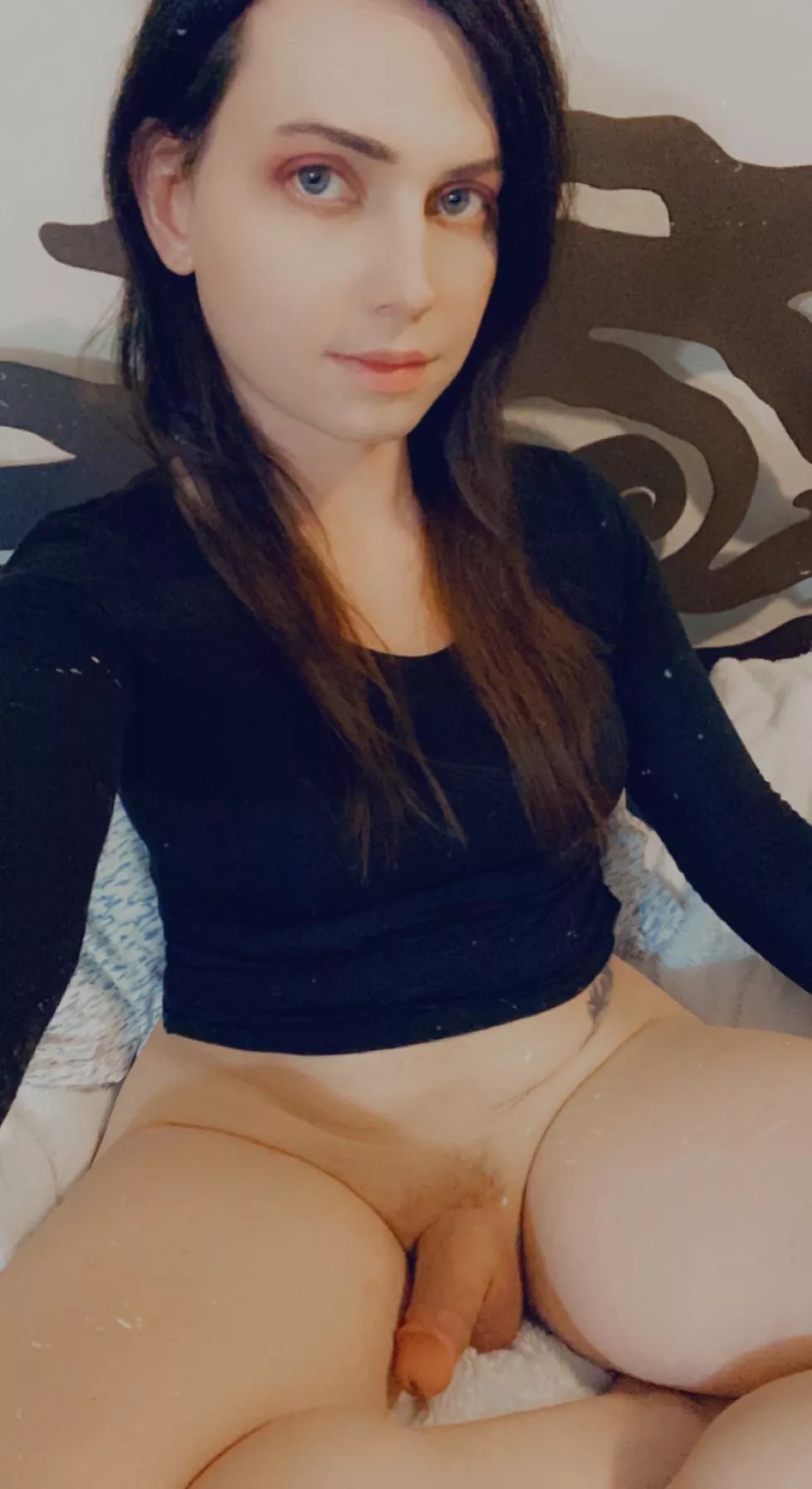 Just chilling with no pants onnnn