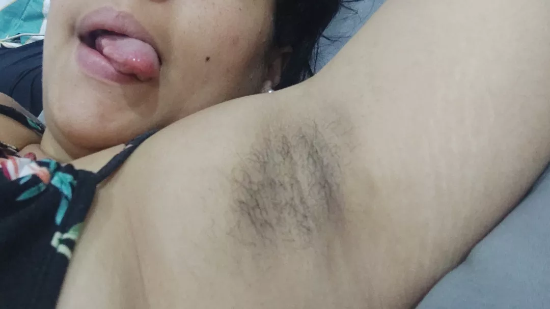 kiss my hairy armpits