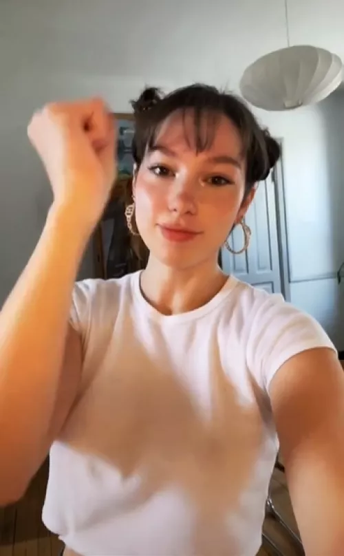 Let's play rock, paper, scissors 😘😘