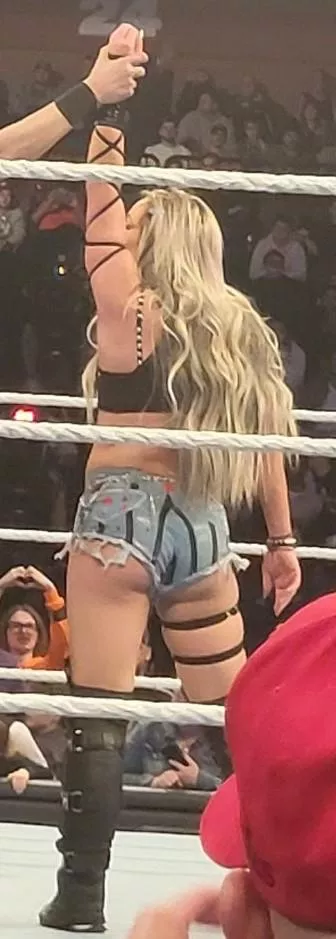 Liv Morgan 🍑