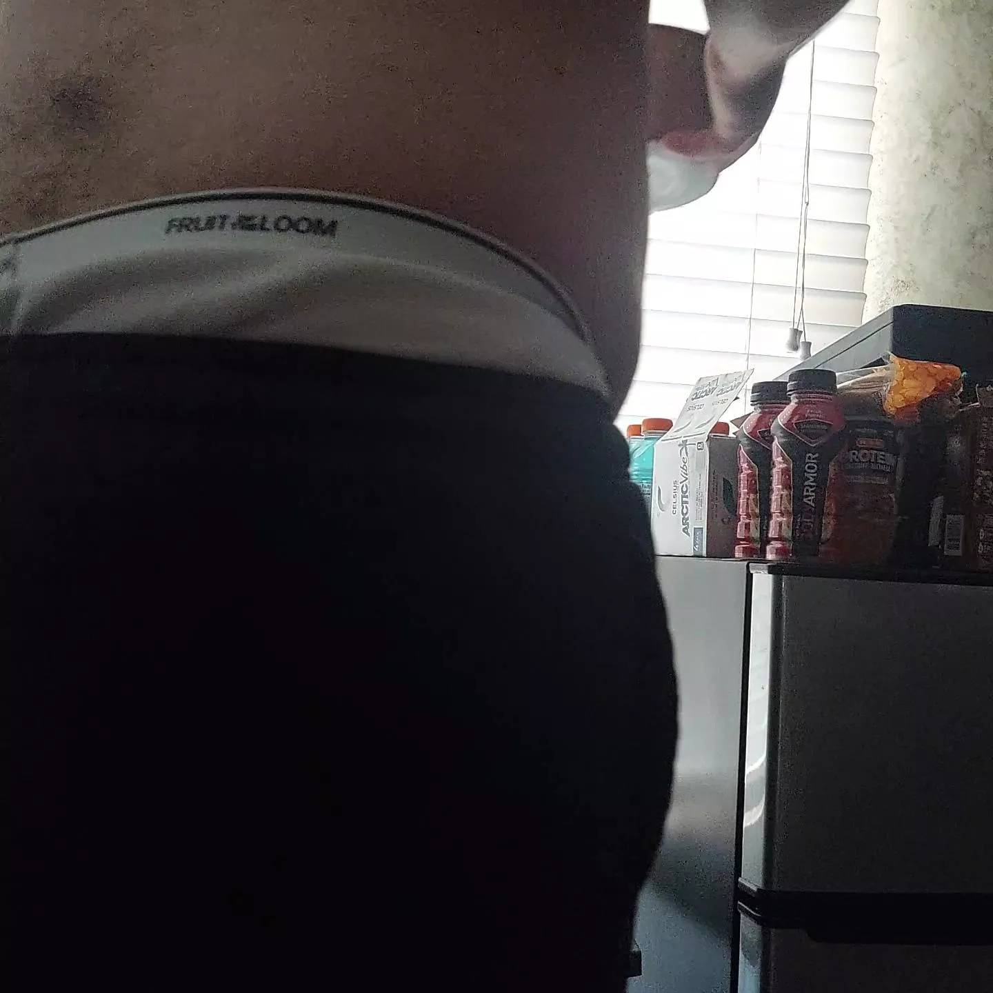 Morning, time to feed the pup 🐶