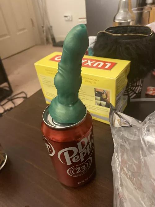 My friend uses lil squirts as straws