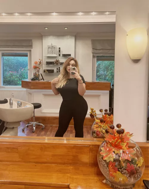 Nothing beats the attention I get when in yoga pants :)