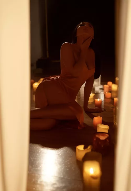 Please bite my nipples!!