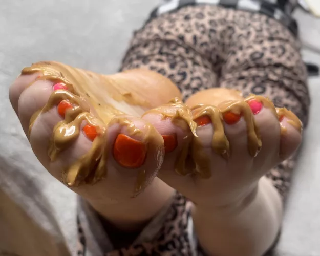 Reese’s Peanut Butter Toes ;)