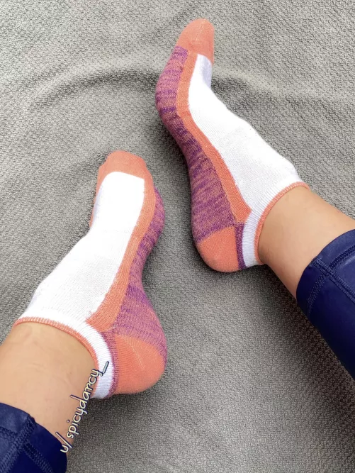 [selling] [USA] Drawer’s peek- socks , one of many