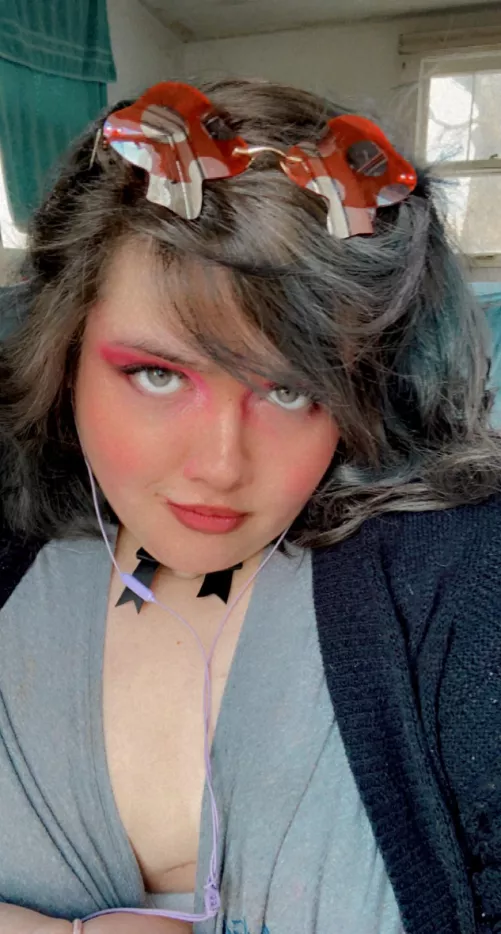 The brattitude is BACK