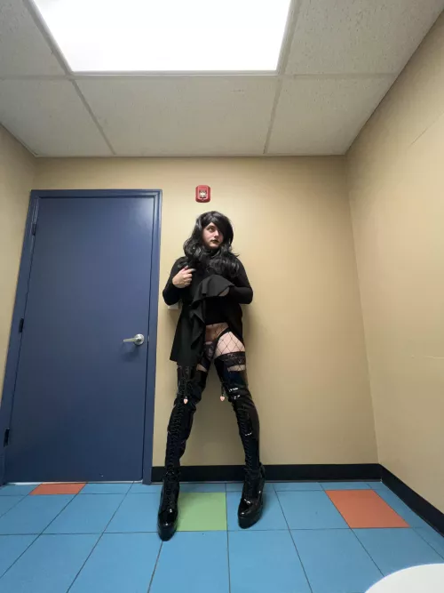 Thottie with a locked clitty