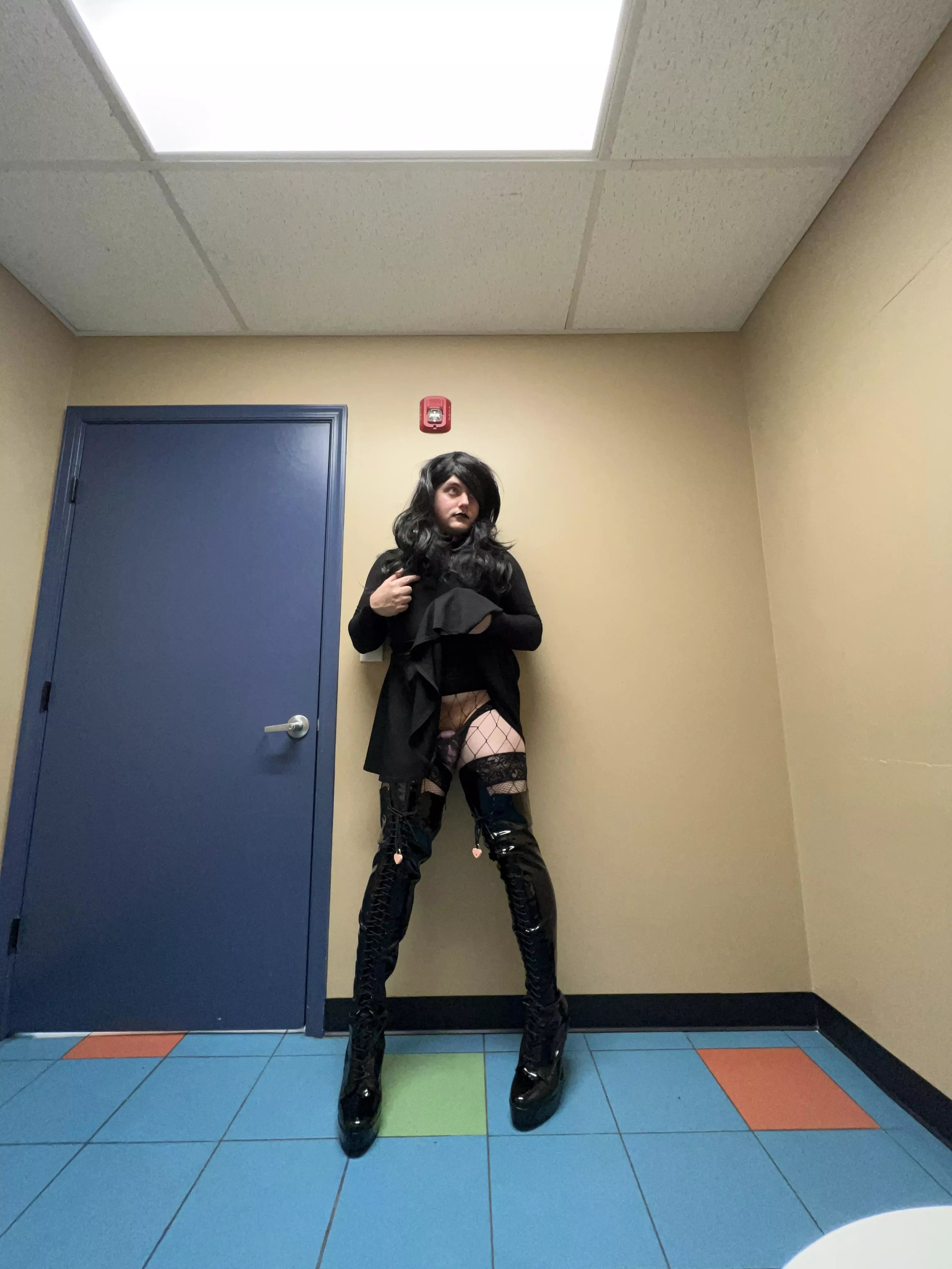 Thottie with a locked clitty