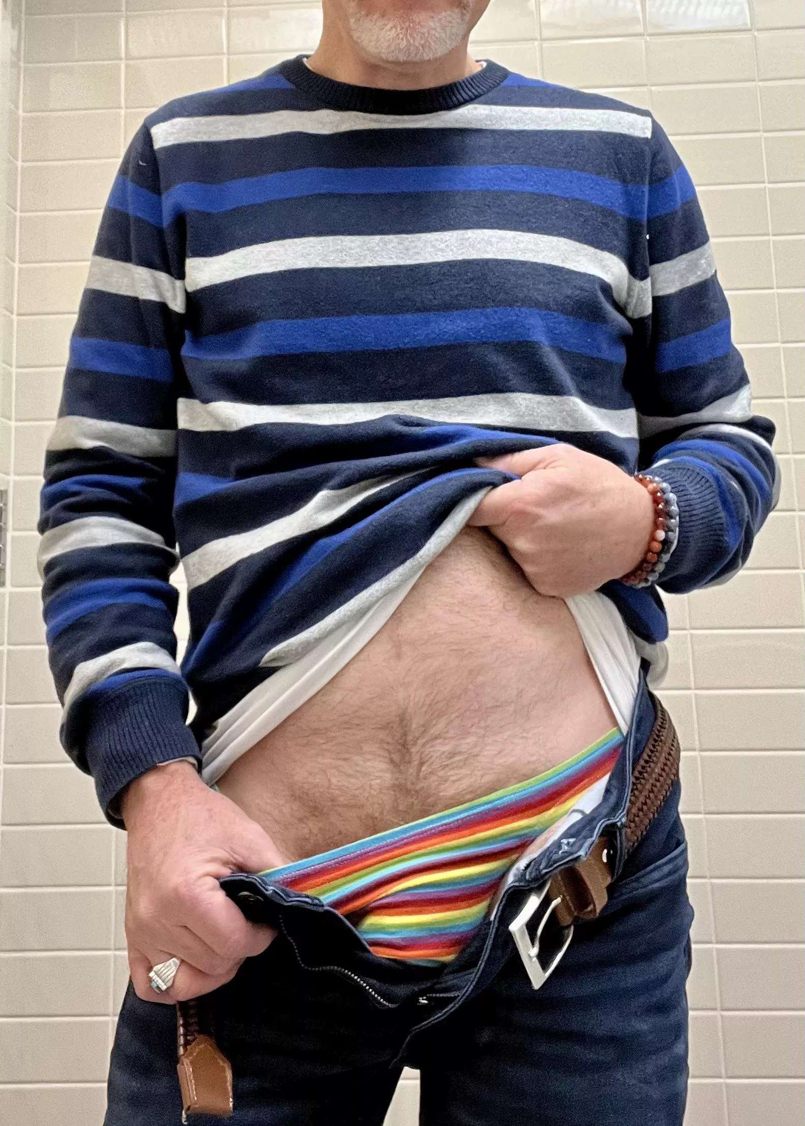 Who works for 23andme so you can get in my “jeans” and discover my true colors?