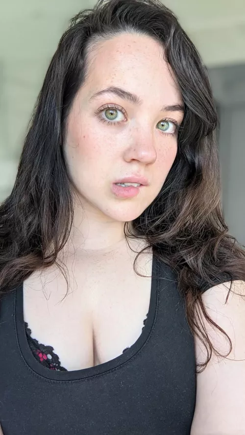 Would you sneak a look? 😛