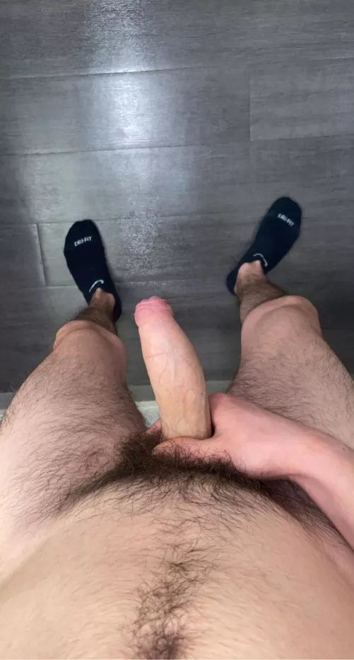 19🇺🇸 Feeling horny, send pics :) @maxw019