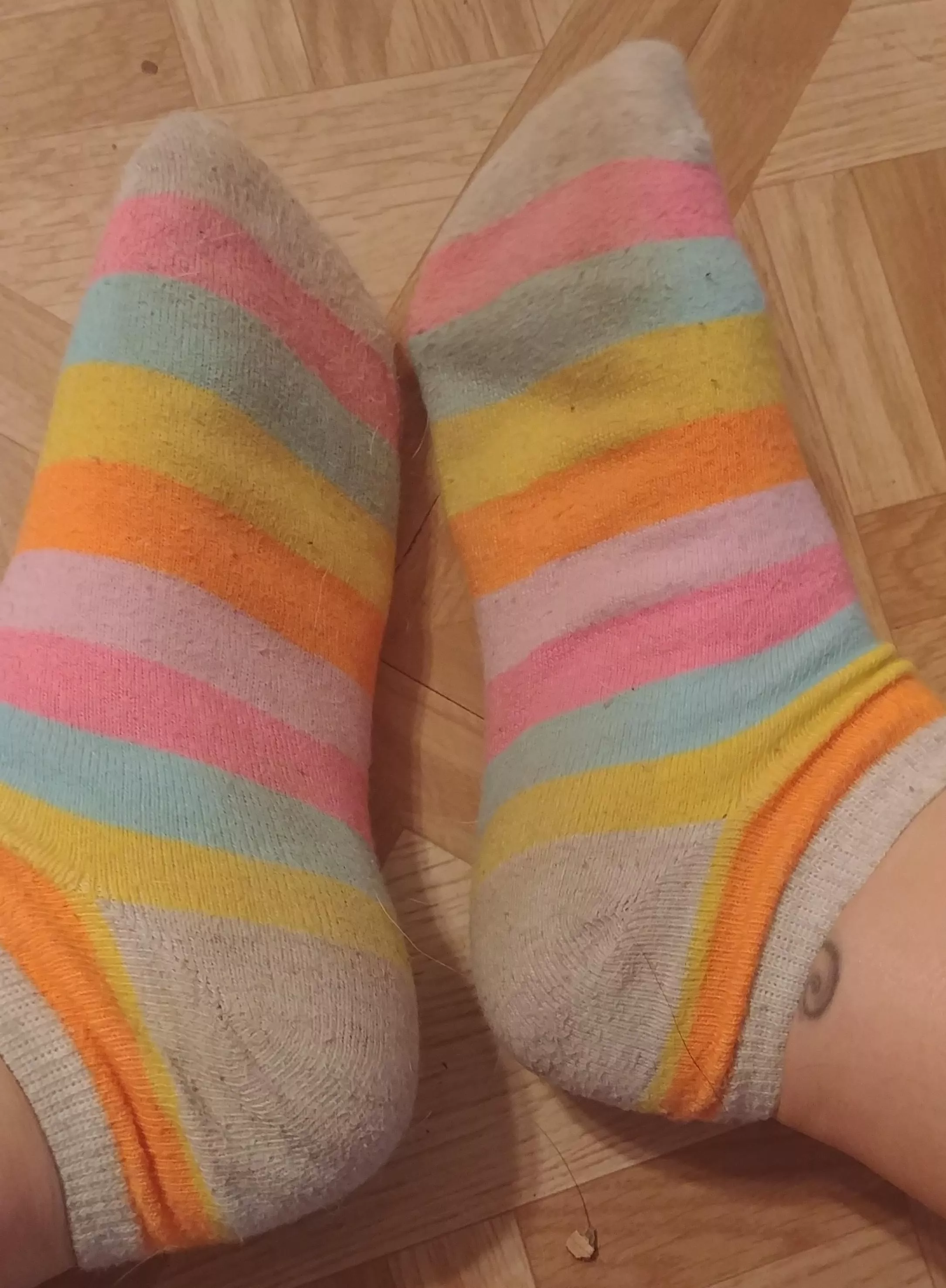 3 days of wear in these smelly things! Ready to ship to you :)